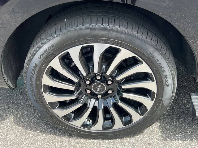 2022 Lincoln Navigator Black Label