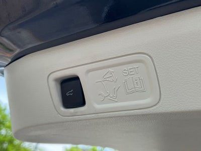 2022 Lincoln Navigator Black Label