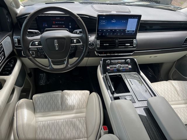 2022 Lincoln Navigator Black Label