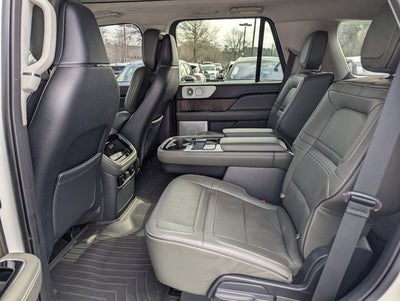 2022 Lincoln Navigator Black Label