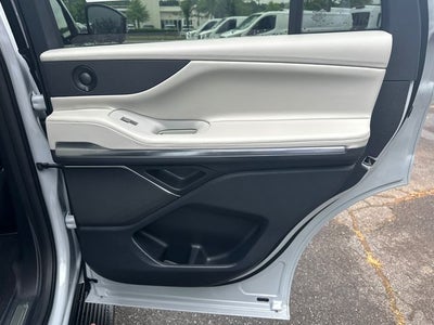 2026 Lincoln Navigator Premiere