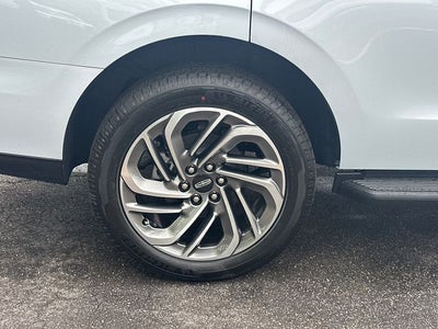 2026 Lincoln Navigator Premiere