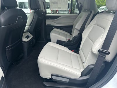 2026 Lincoln Navigator Premiere