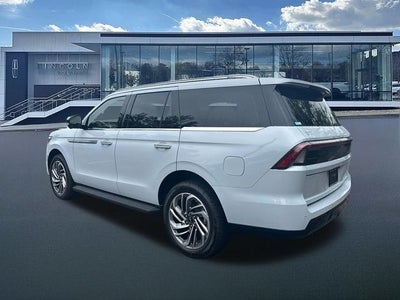 2026 Lincoln Navigator Premiere