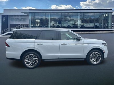 2026 Lincoln Navigator Premiere