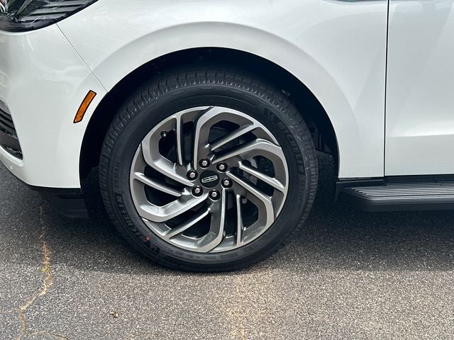 2026 Lincoln Navigator Premiere