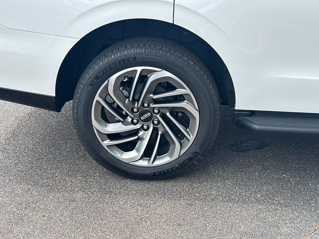 2026 Lincoln Navigator Premiere