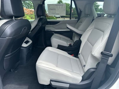 2026 Lincoln Navigator Premiere