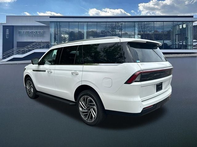 2026 Lincoln Navigator Premiere