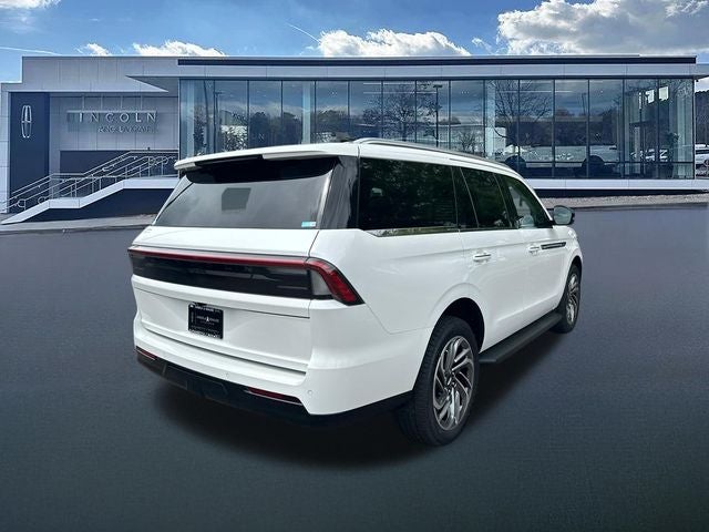 2026 Lincoln Navigator Premiere