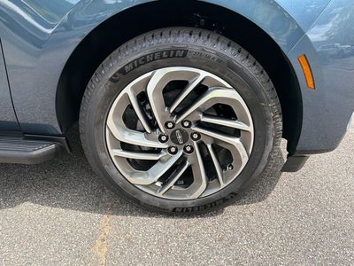 2027 Lincoln Navigator Premiere