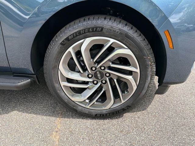 2027 Lincoln Navigator Premiere