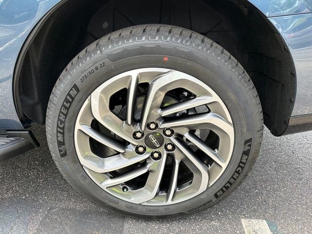 2027 Lincoln Navigator Premiere