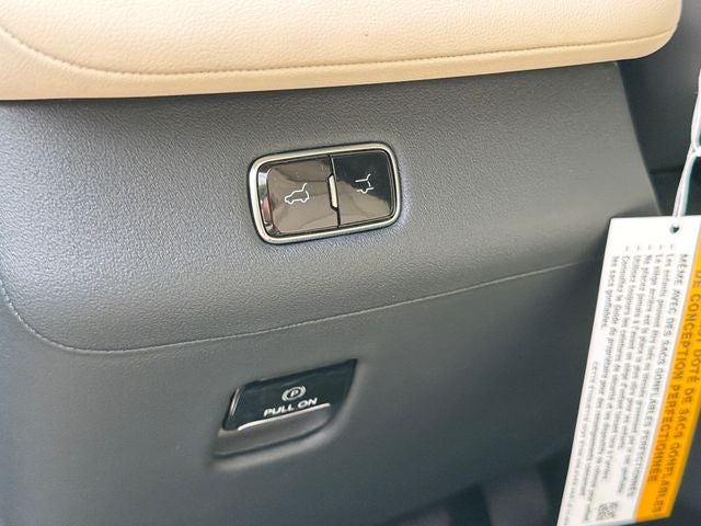 2027 Lincoln Navigator Premiere