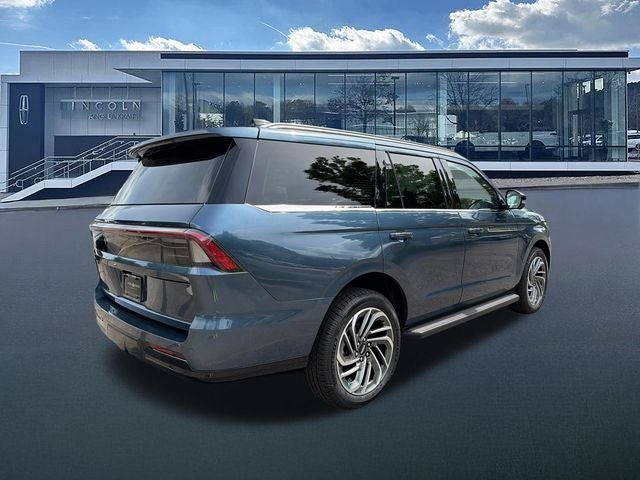 2027 Lincoln Navigator Premiere