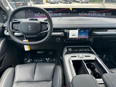 2026 Lincoln Navigator Premiere