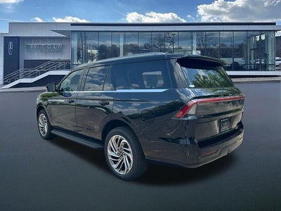 2026 Lincoln Navigator Premiere