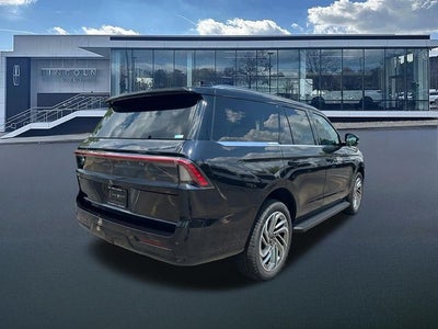2026 Lincoln Navigator Premiere