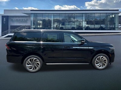 2026 Lincoln Navigator Premiere