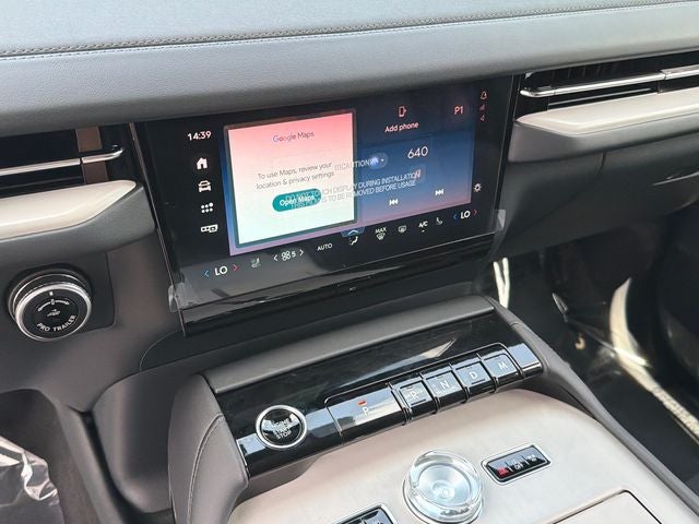2027 Lincoln Navigator Premiere
