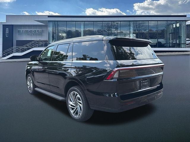 2027 Lincoln Navigator Premiere