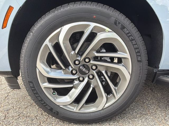 2027 Lincoln Navigator Premiere