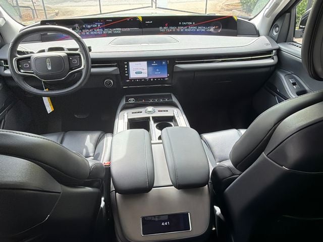 2027 Lincoln Navigator Premiere