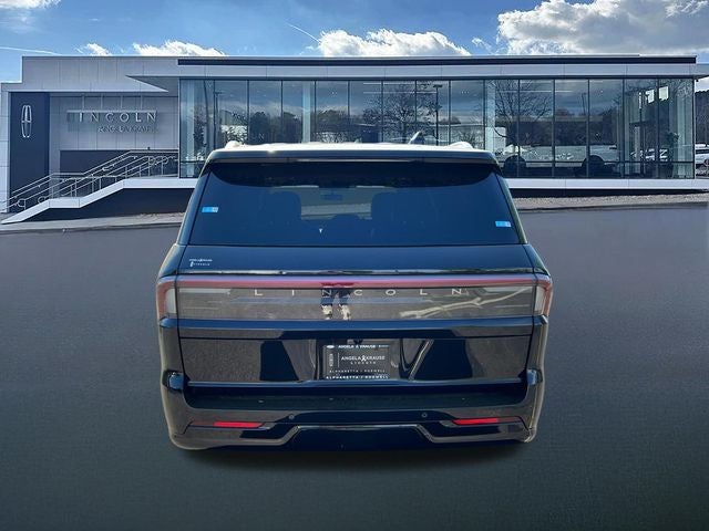 2026 Lincoln Navigator L Reserve