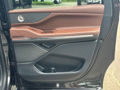 2026 Lincoln Navigator L Reserve