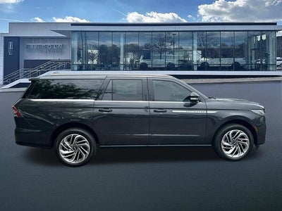 2026 Lincoln Navigator L Reserve