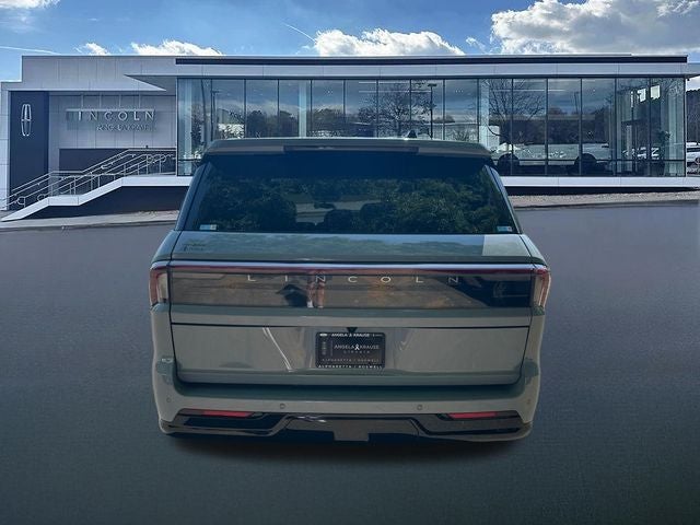 2026 Lincoln Navigator L Reserve