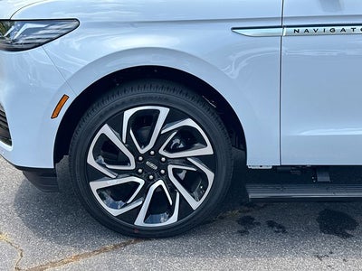 2026 Lincoln Navigator L Reserve