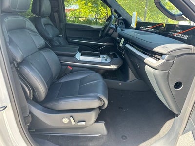 2026 Lincoln Navigator L Reserve