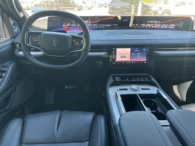 2026 Lincoln Navigator L Reserve