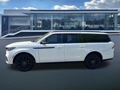 2026 Lincoln Navigator L Reserve