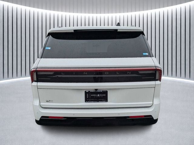2026 Lincoln Navigator L Reserve