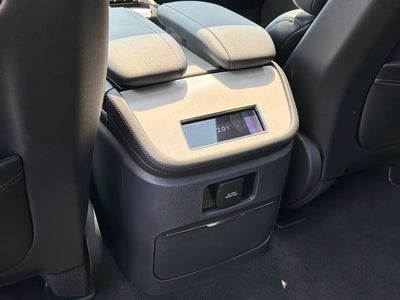 2027 Lincoln Navigator L Reserve