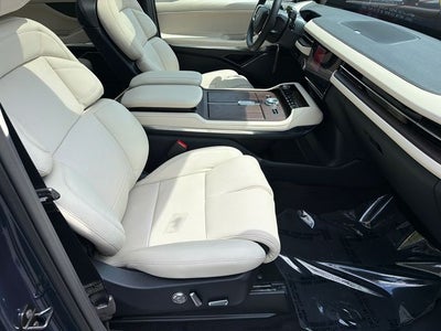 2027 Lincoln Navigator L Reserve