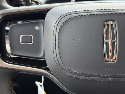 2027 Lincoln Navigator L Reserve