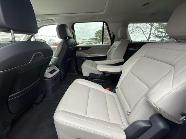 2025 Lincoln Navigator L Reserve