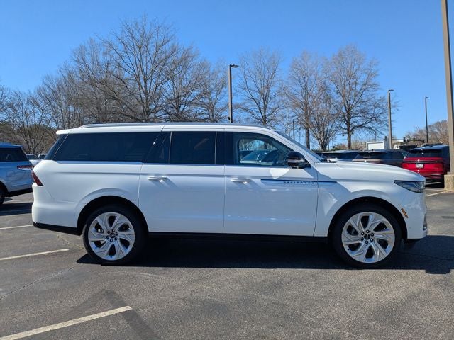 2025 Lincoln Navigator L Reserve