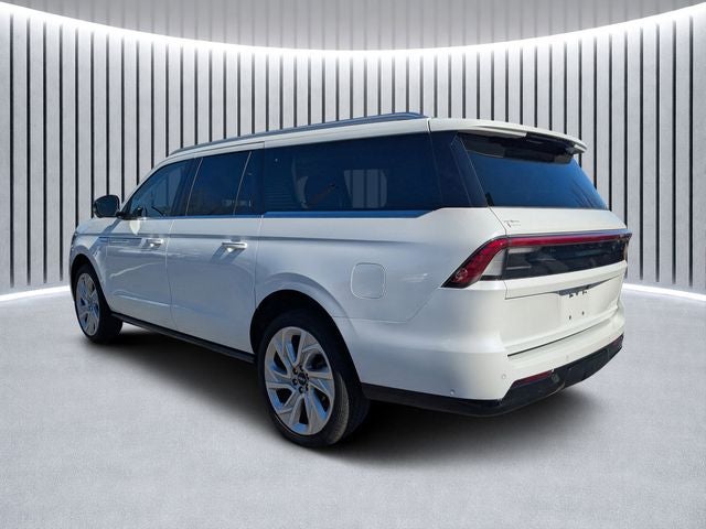 2025 Lincoln Navigator L Reserve