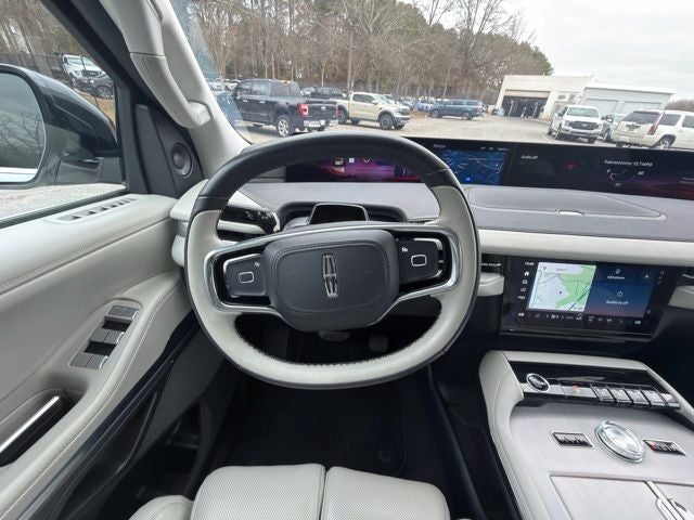 2025 Lincoln Navigator L Reserve