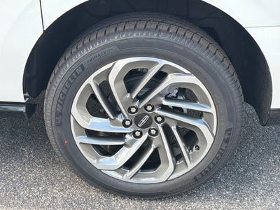 2027 Lincoln Navigator L Reserve