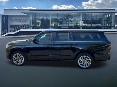 2026 Lincoln Navigator L Reserve
