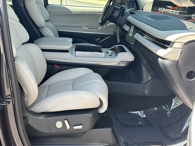 2026 Lincoln Navigator L Reserve