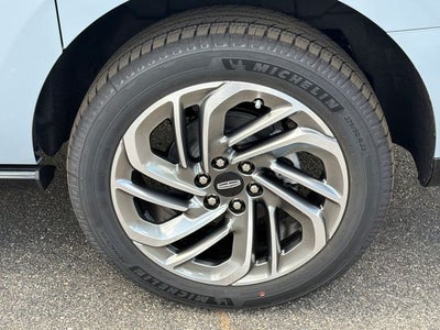 2027 Lincoln Navigator L Reserve