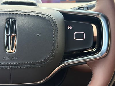 2027 Lincoln Navigator L Reserve