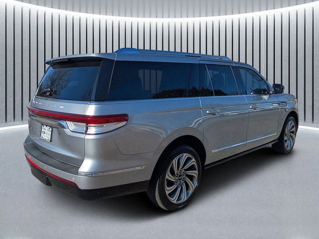2022 Lincoln Navigator L L Reserve