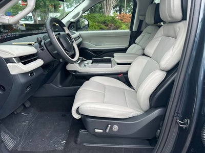 2026 Lincoln Navigator L Premiere